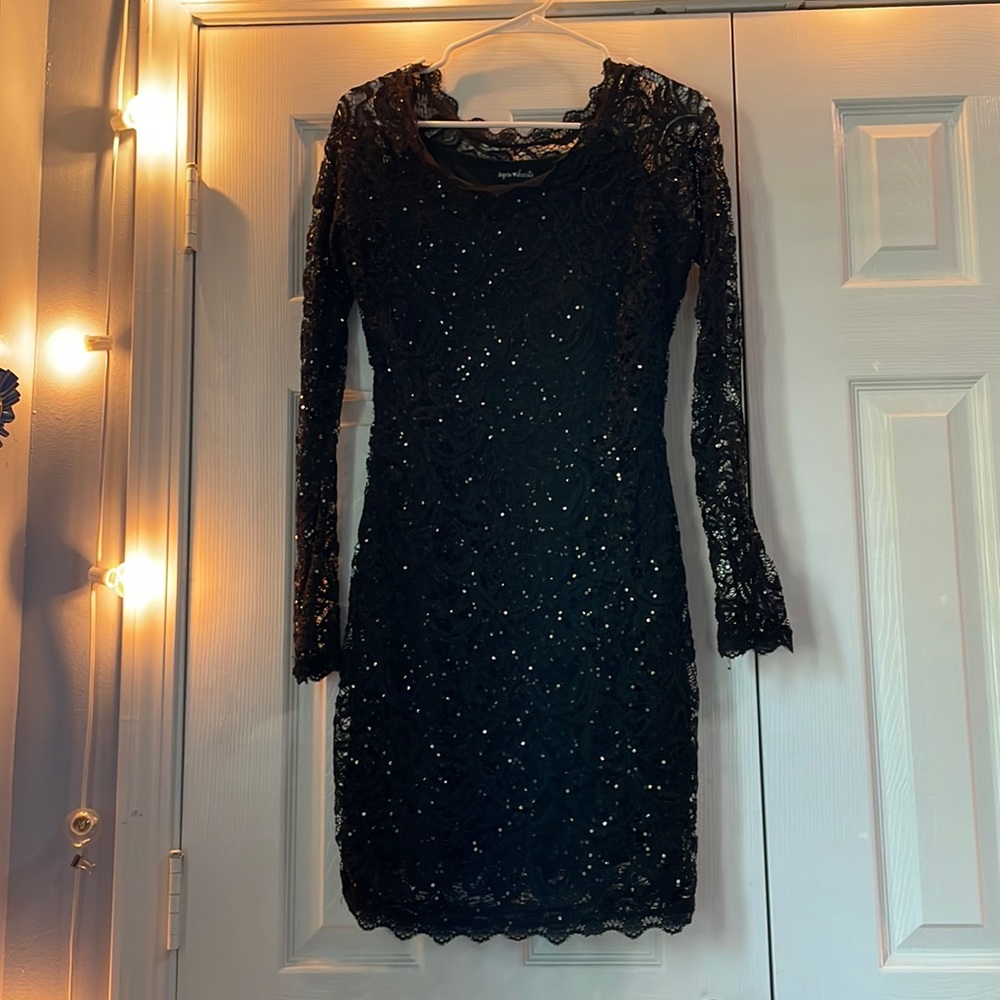 Brand Sequin Hearts size medium. Tags removed but never worn.